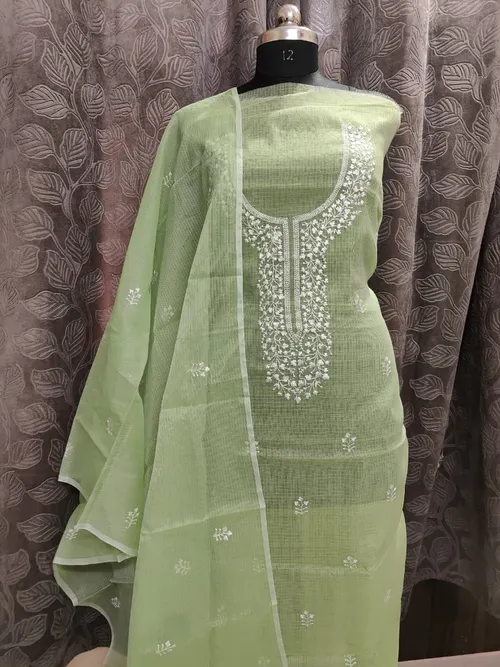 Presenting Kota Doria Soft Cotton Dress Material – Graceful Weaves, Light Comfort & Timeless Style